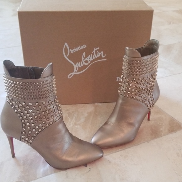louboutin gold boots